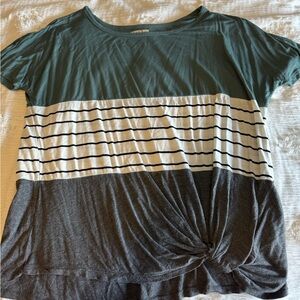 Maurices Multicolored Relaxed Tie Front Short Sleeve Tee